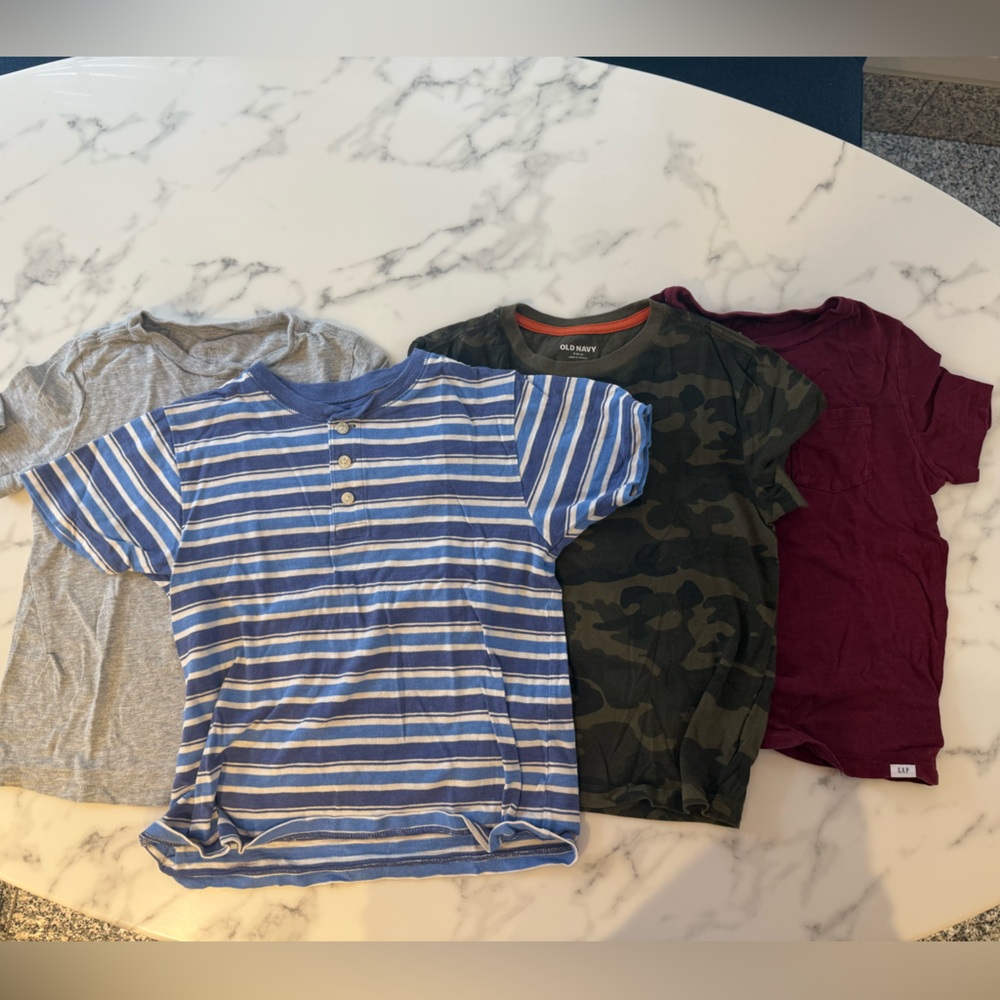 GUC boys ts crew cuts and old navy, small